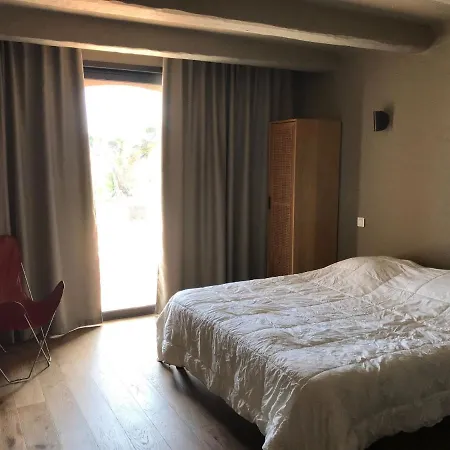 Villa Pierre Jean 1823 *